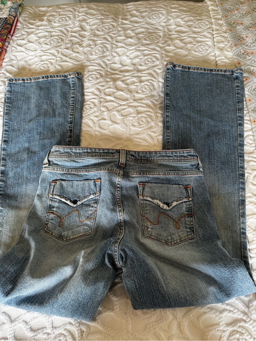 Y2K l.e.i. Low Rise Bootcut Jeans Contrast Stitch Flap Pocket 11